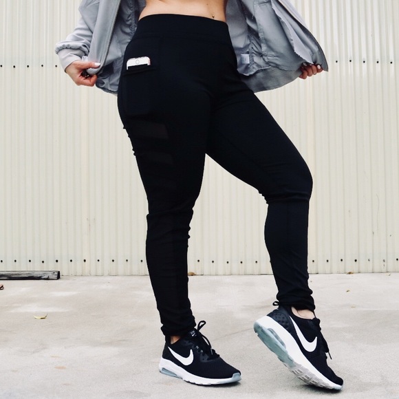High Rise Mesh Black Panel Leggings w/Phone Pocket - Picture 2 of 7